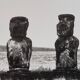 Tirage argentique vintage encadré, Moaïs de l'île de Pâques, mission ethnologique de 1970
