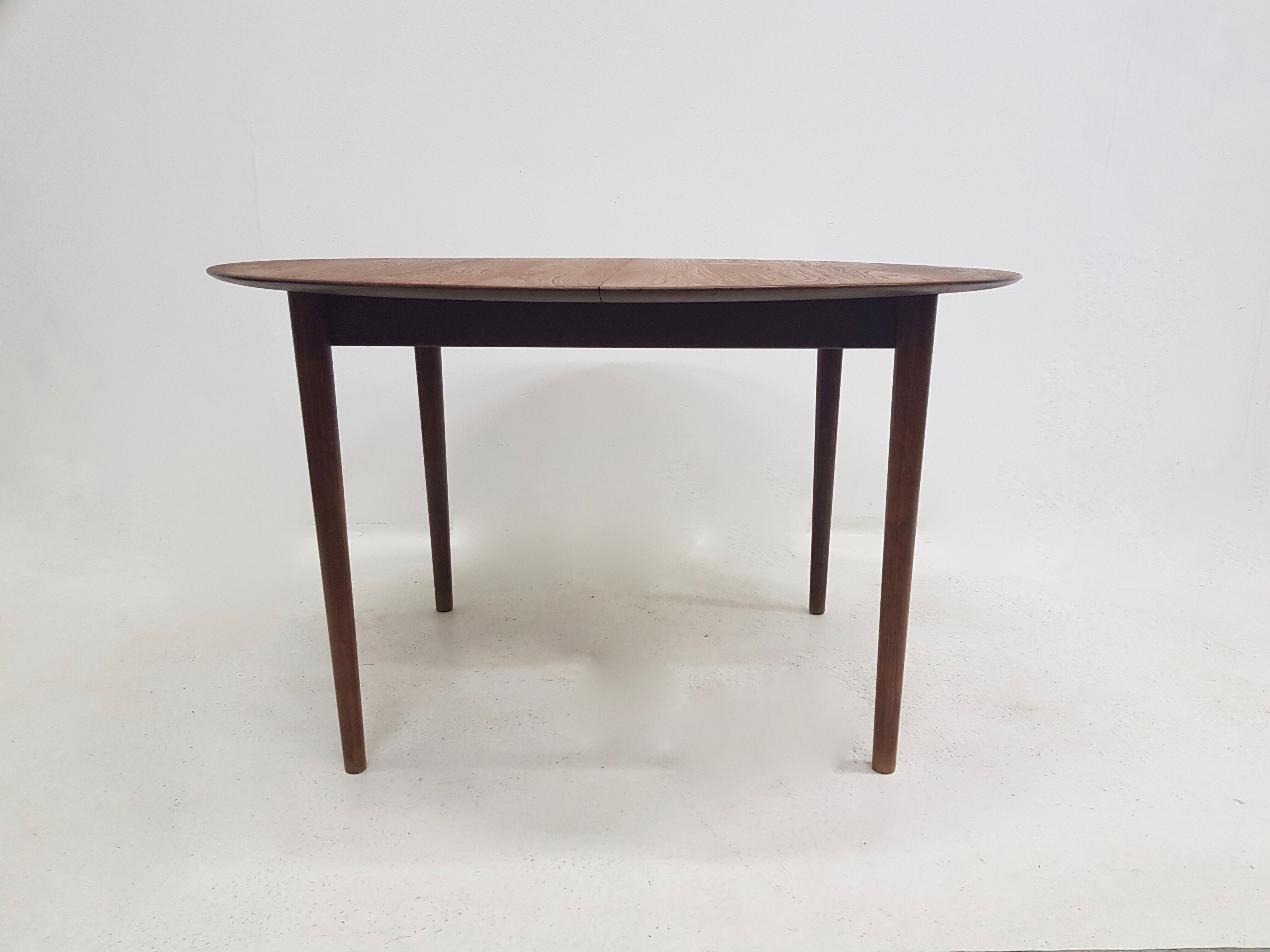 Metal table in teak oval 311 by Peter Hvidt & Orla Mølgaard-Nielsen for Søborg Møbelfabrik