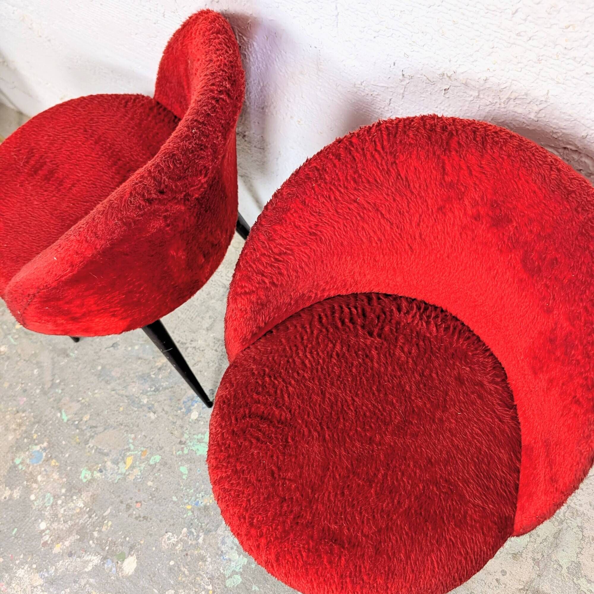 Pair of vintage 1960s cocktail chairs in red velvet.