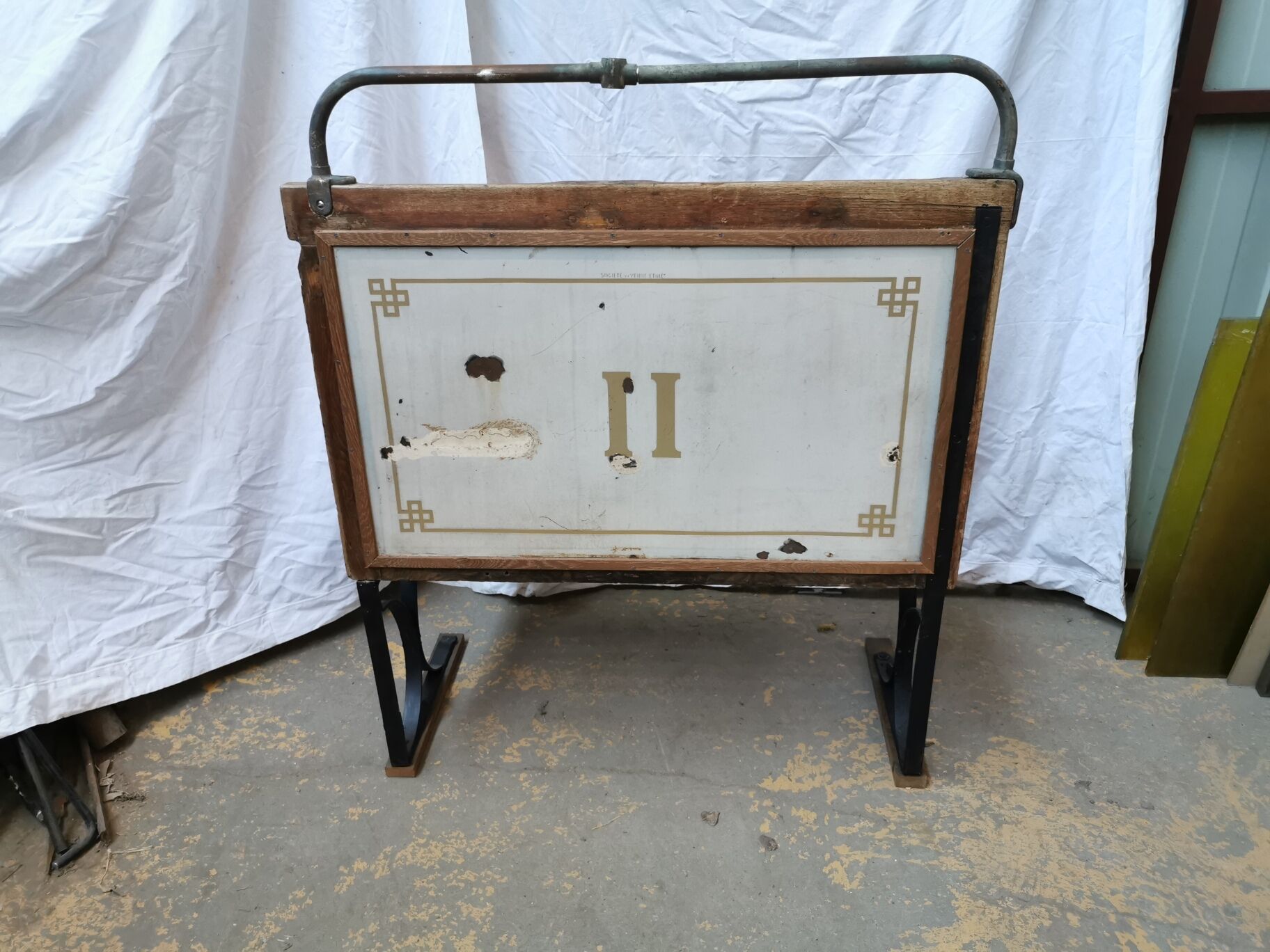 1920 2-seat Sprague model bench