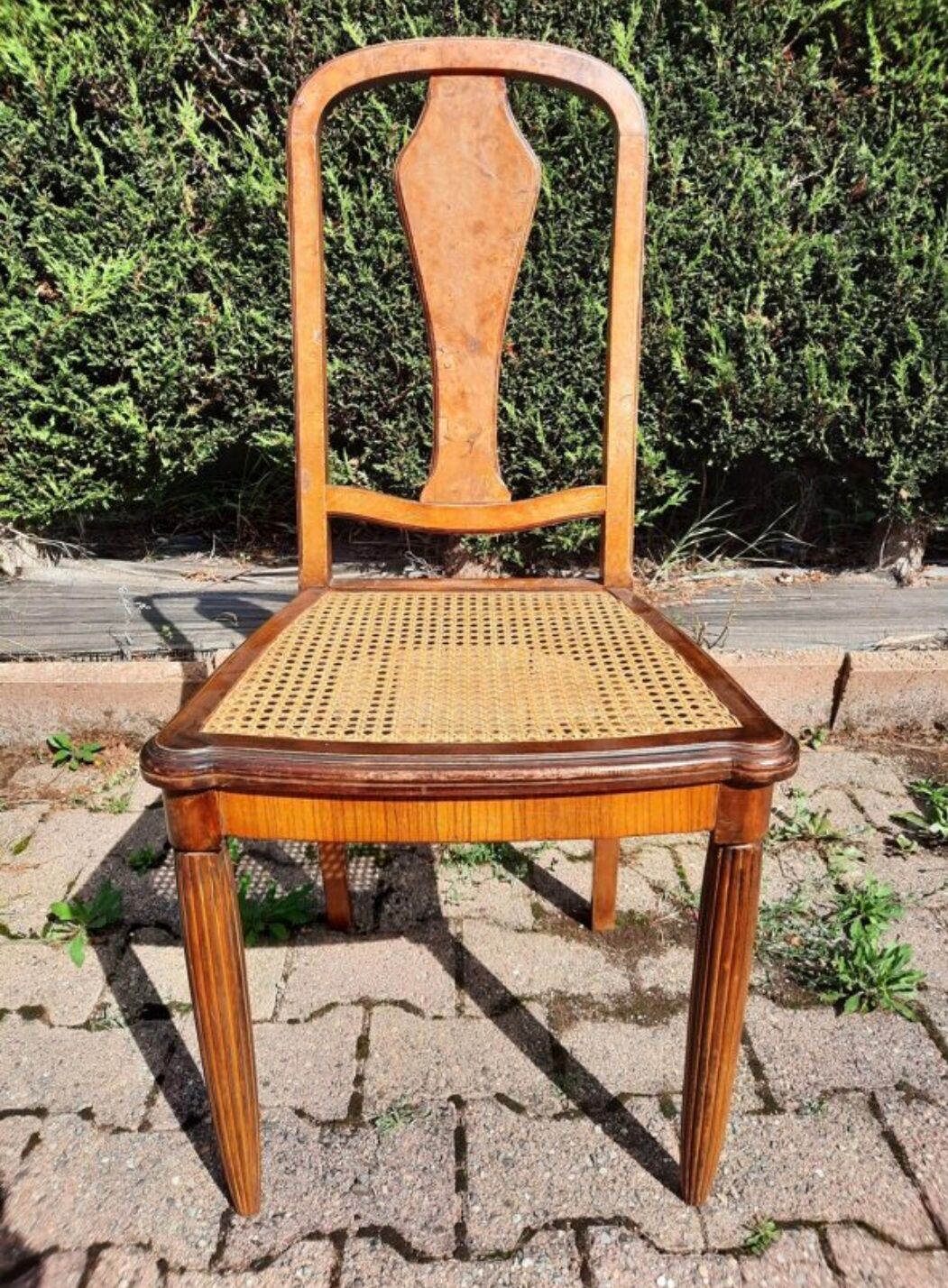 Oval table in cherry wood and zebra wood