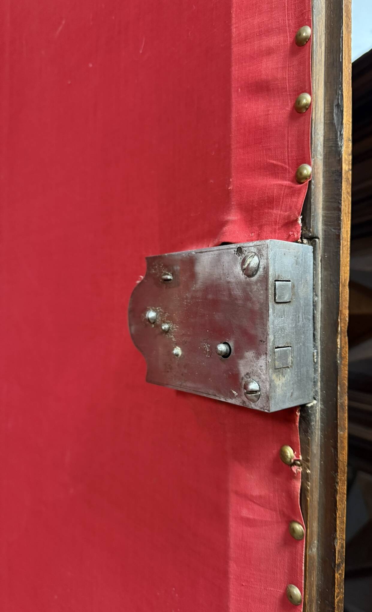 Louis XV period Provençal armoire in walnut and marquetry