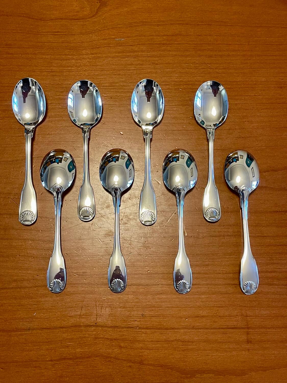 Christofle France Vendôme, 8 ice cream spoons in new condition.