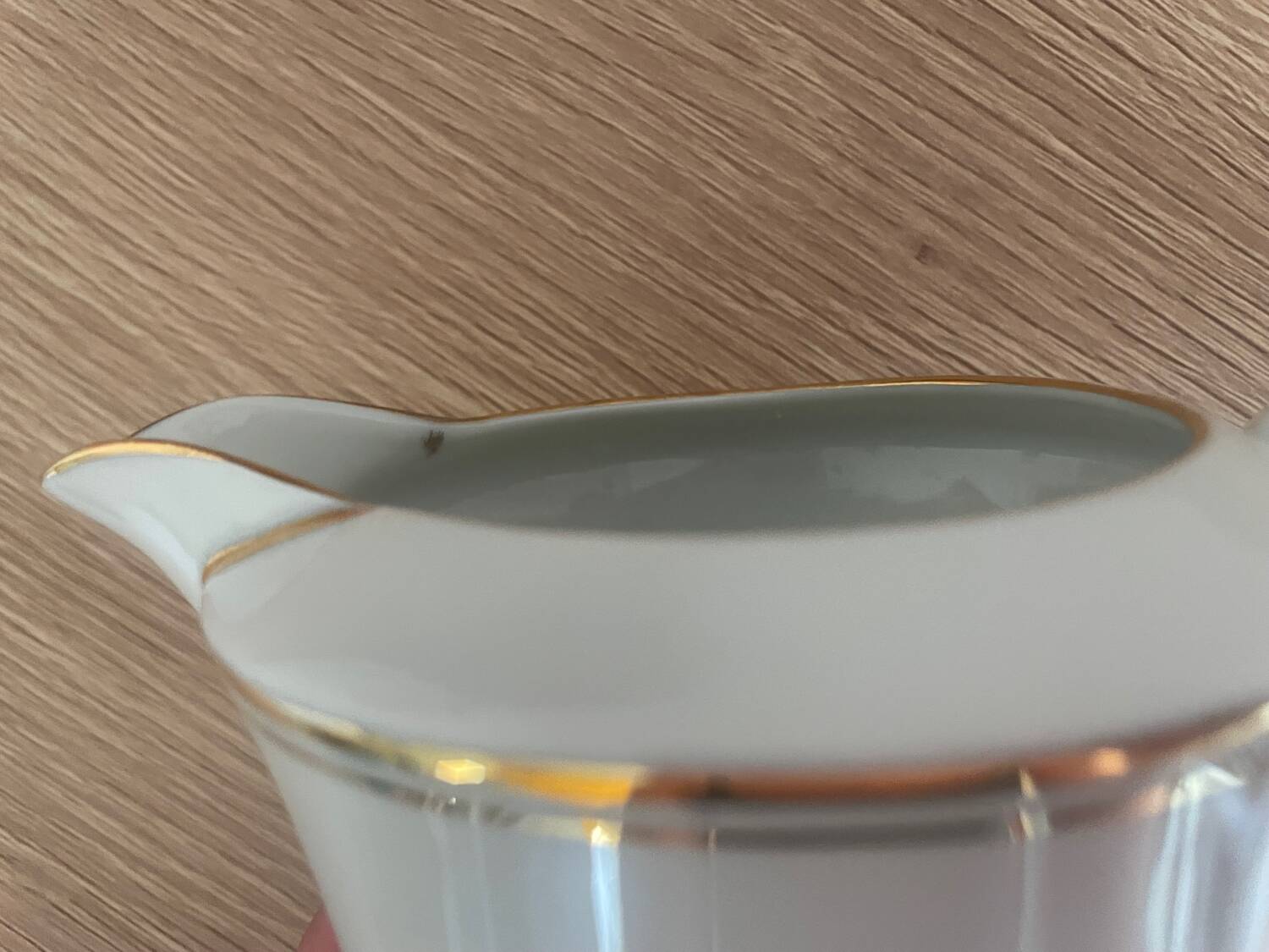 Crémier en porcelaine de Limoges – Filets dorés – Vintage