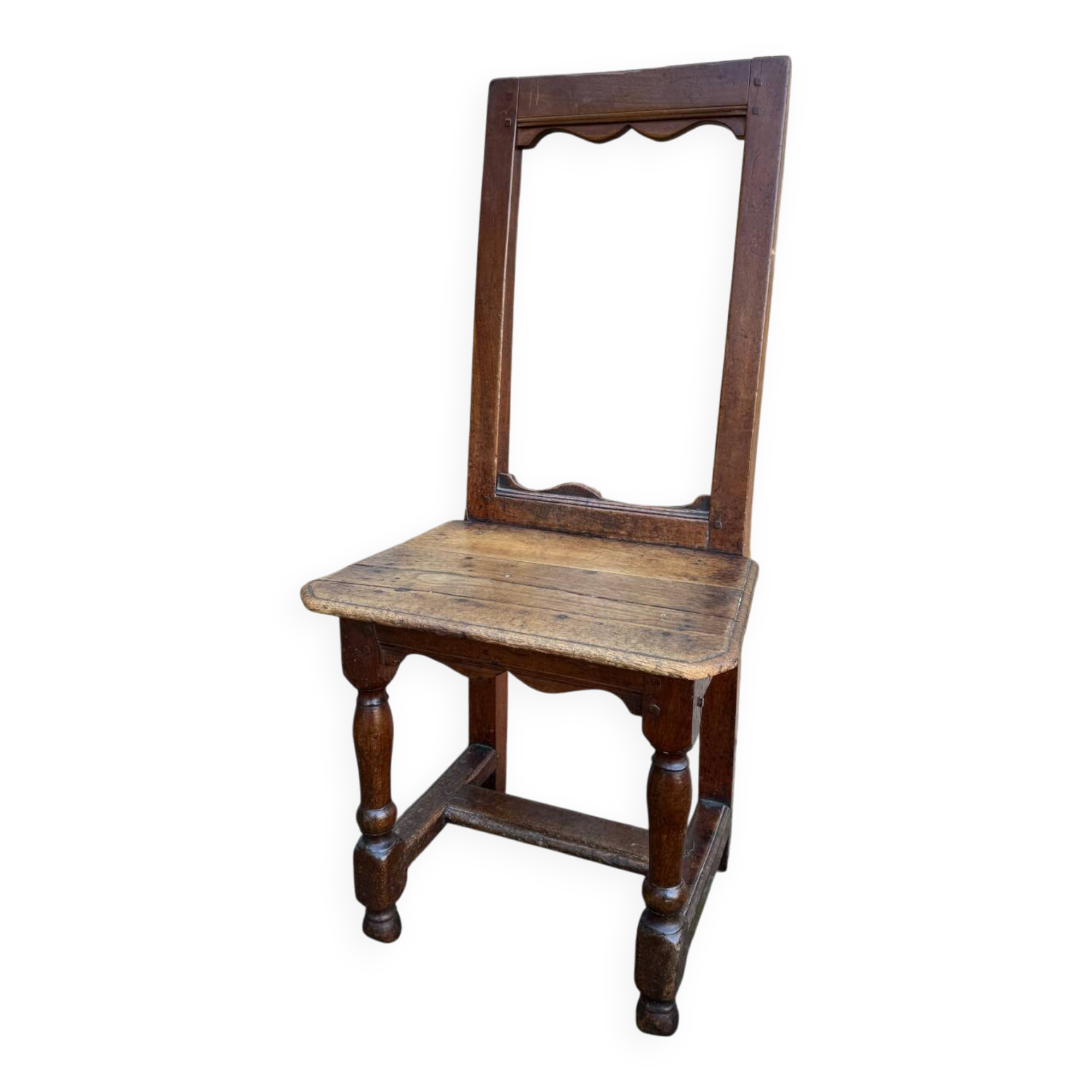 Authentique chaise en bois Lorraine