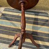 Wooden pedestal table