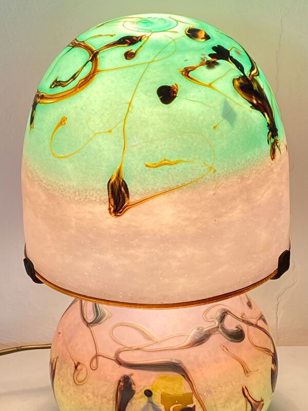 Lampe pascal Guyot Et Bernard Aconito