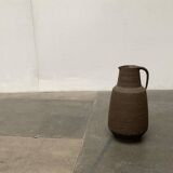 Brutalist German vase on a mid-century stand by Krösselbach Keramik, 1960s.