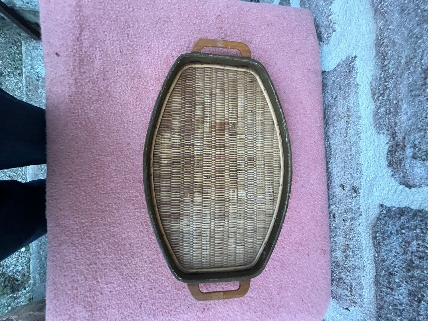 Serving tray