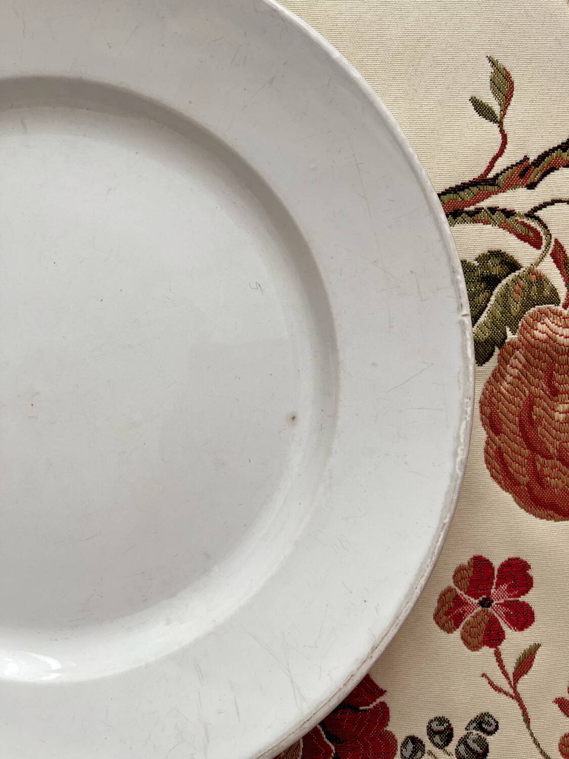 Round white ironstone dish from Creil and Montereau