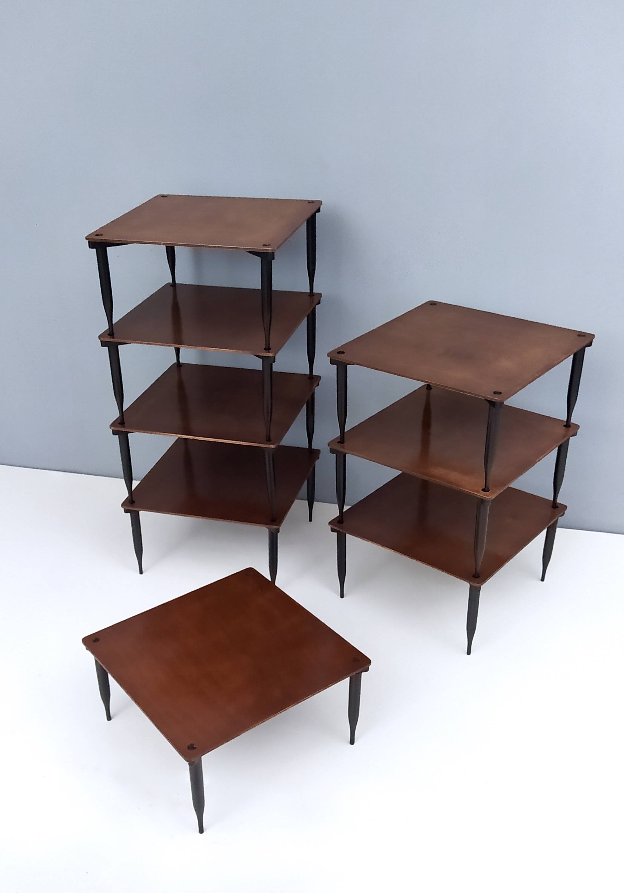 Vintage walnut coffee table model "T8" by Vico Magistretti for Azucena, Italy