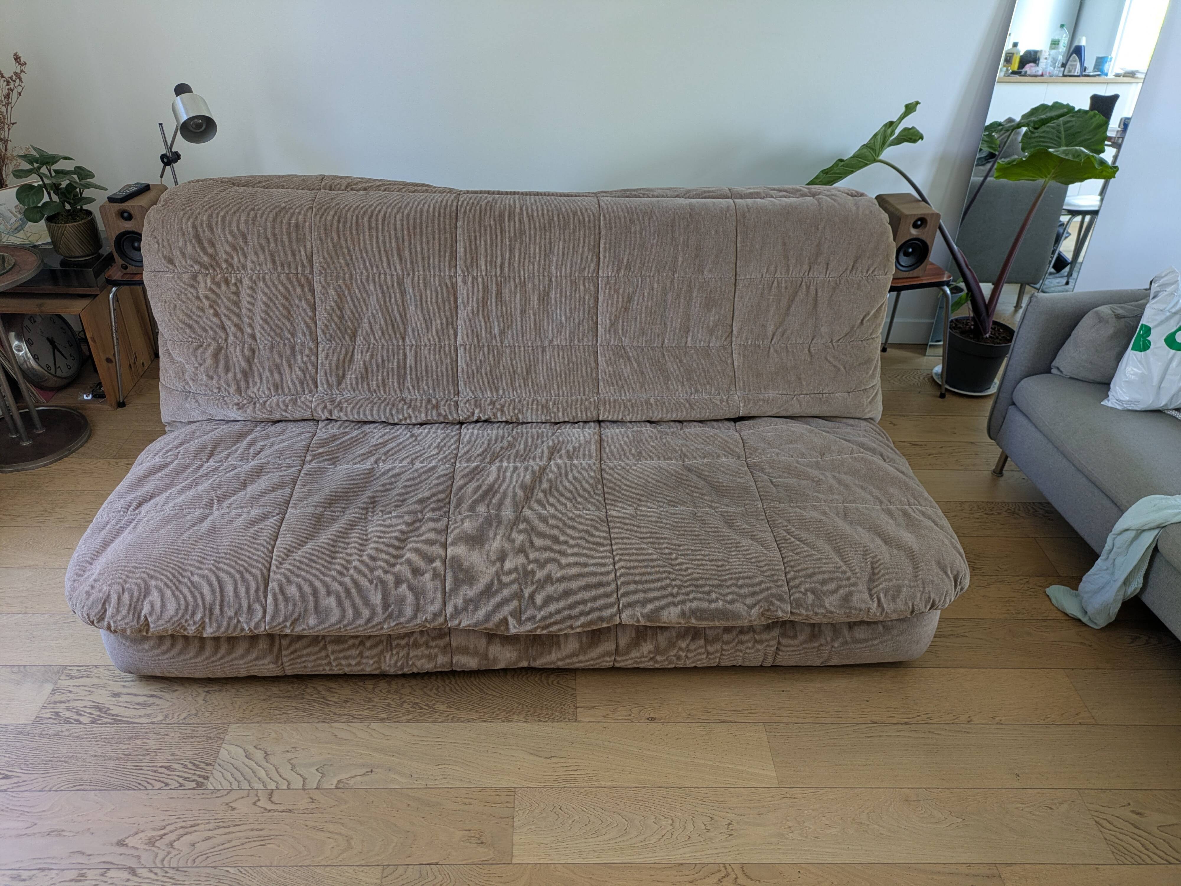Cinna brand Gao sofa by Jean-Paul Laloy