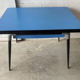 Lafa table in blue Formica