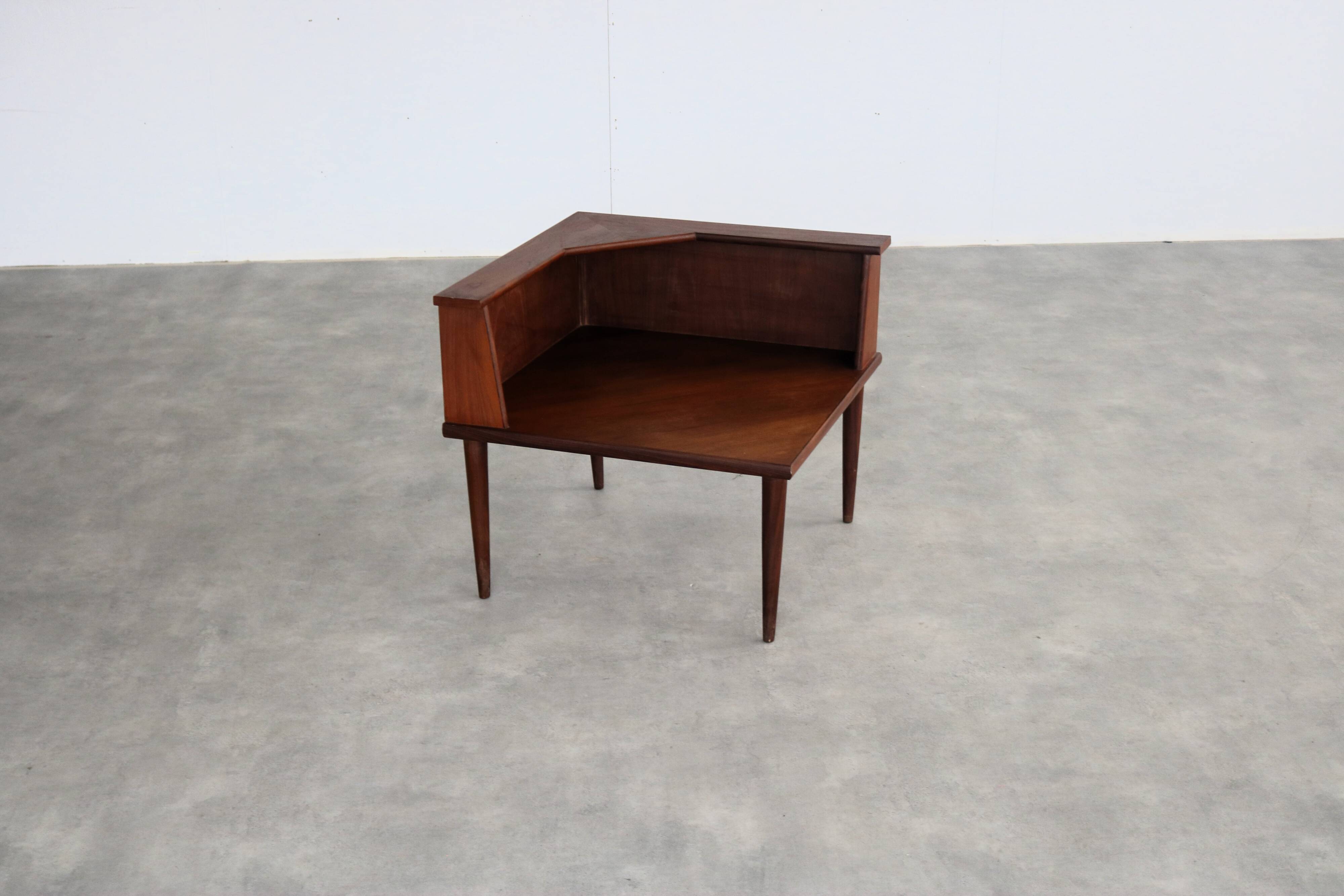 Table basse vintage | table d'angle | années 1960 | Suède