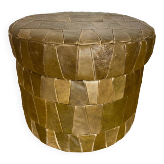 Leather storage pouf