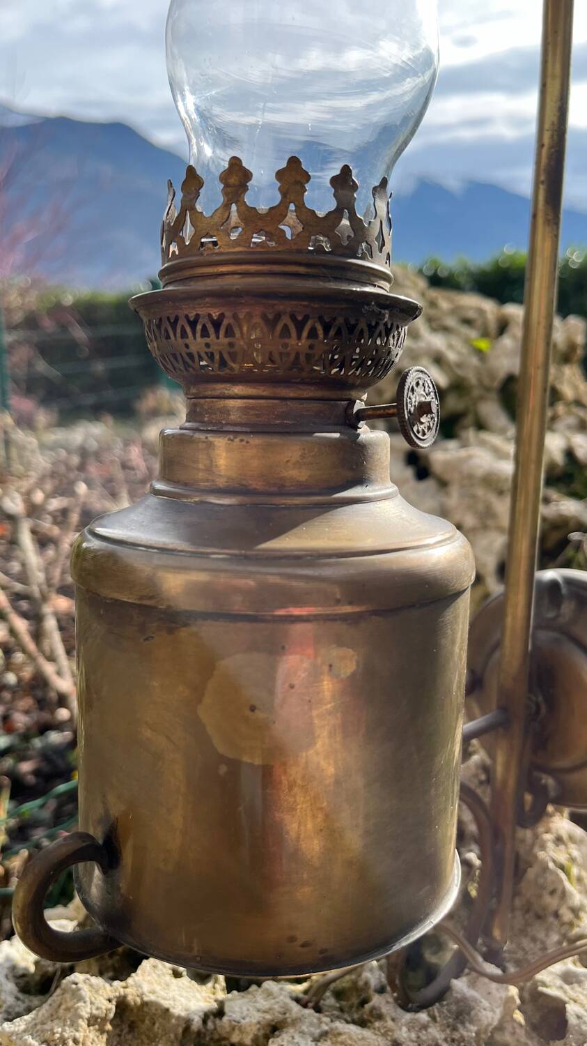 Vintage kerosene lamp copper wall light