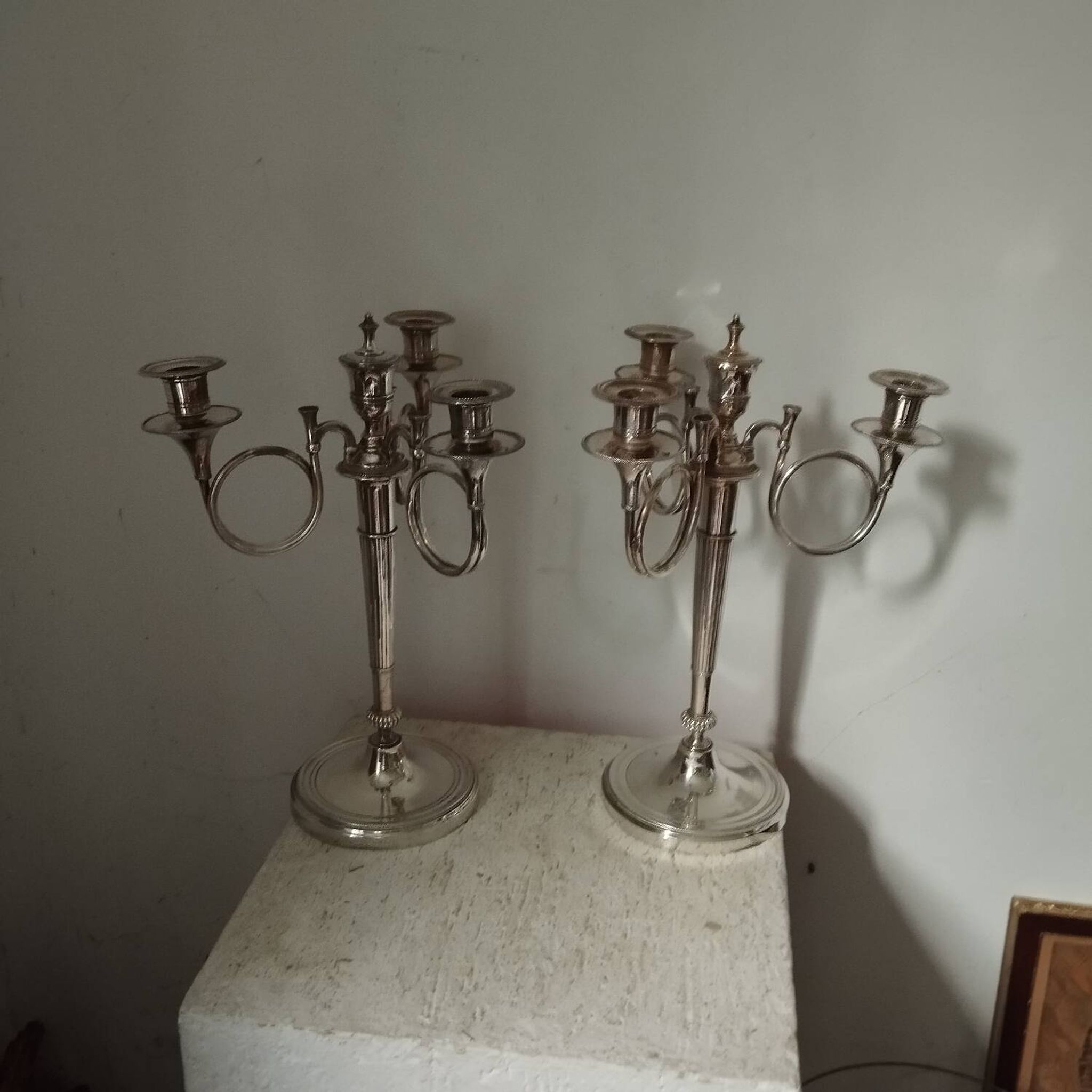 2 candelabra candlesticks hunting horn silver metal
