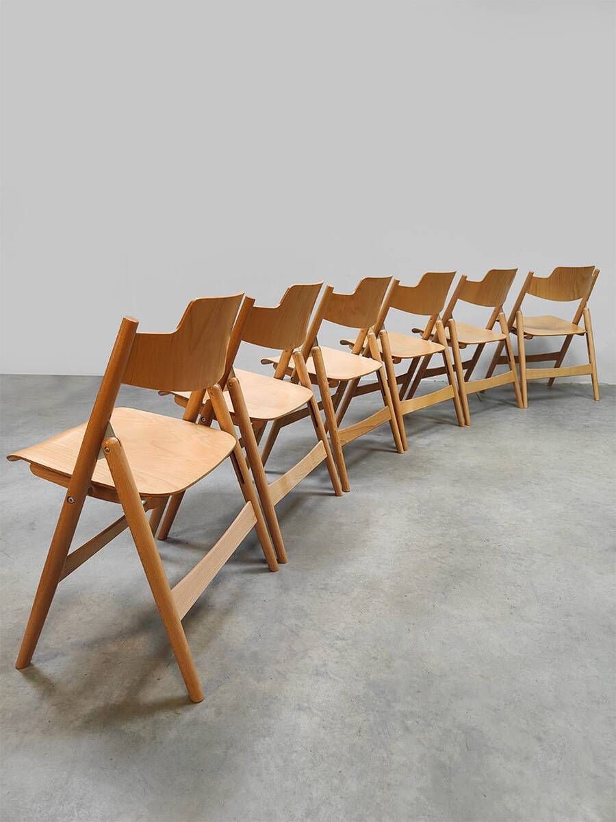 New design wooden folding chairs model SE18 Egon Eiermann