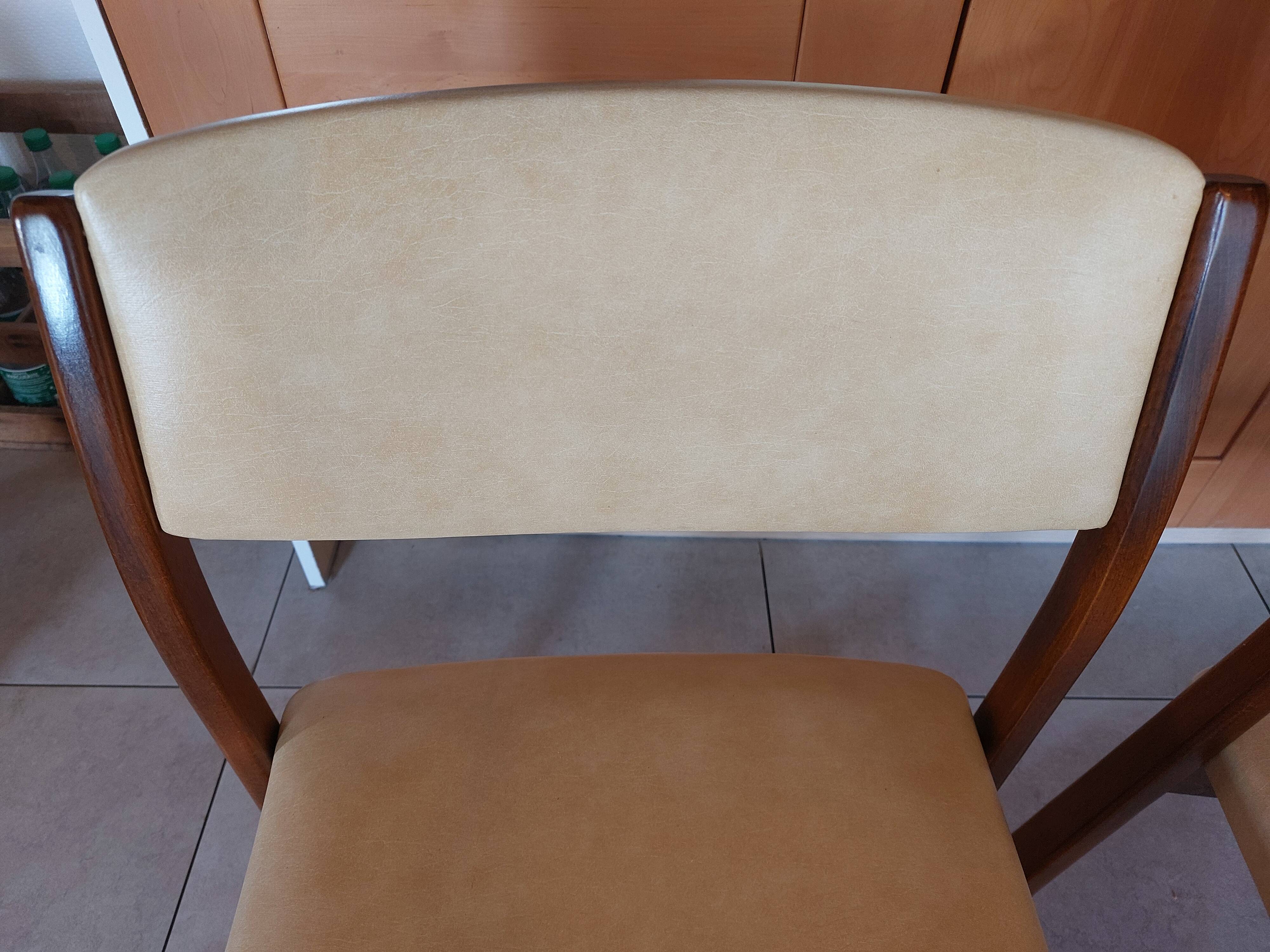4 sled chairs, vintage