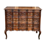 Old Liège chest of drawers.