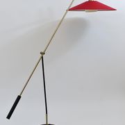 Articulated floor lamp with counterweight mid-century by Rupert Nikoll, nickel, brass.
