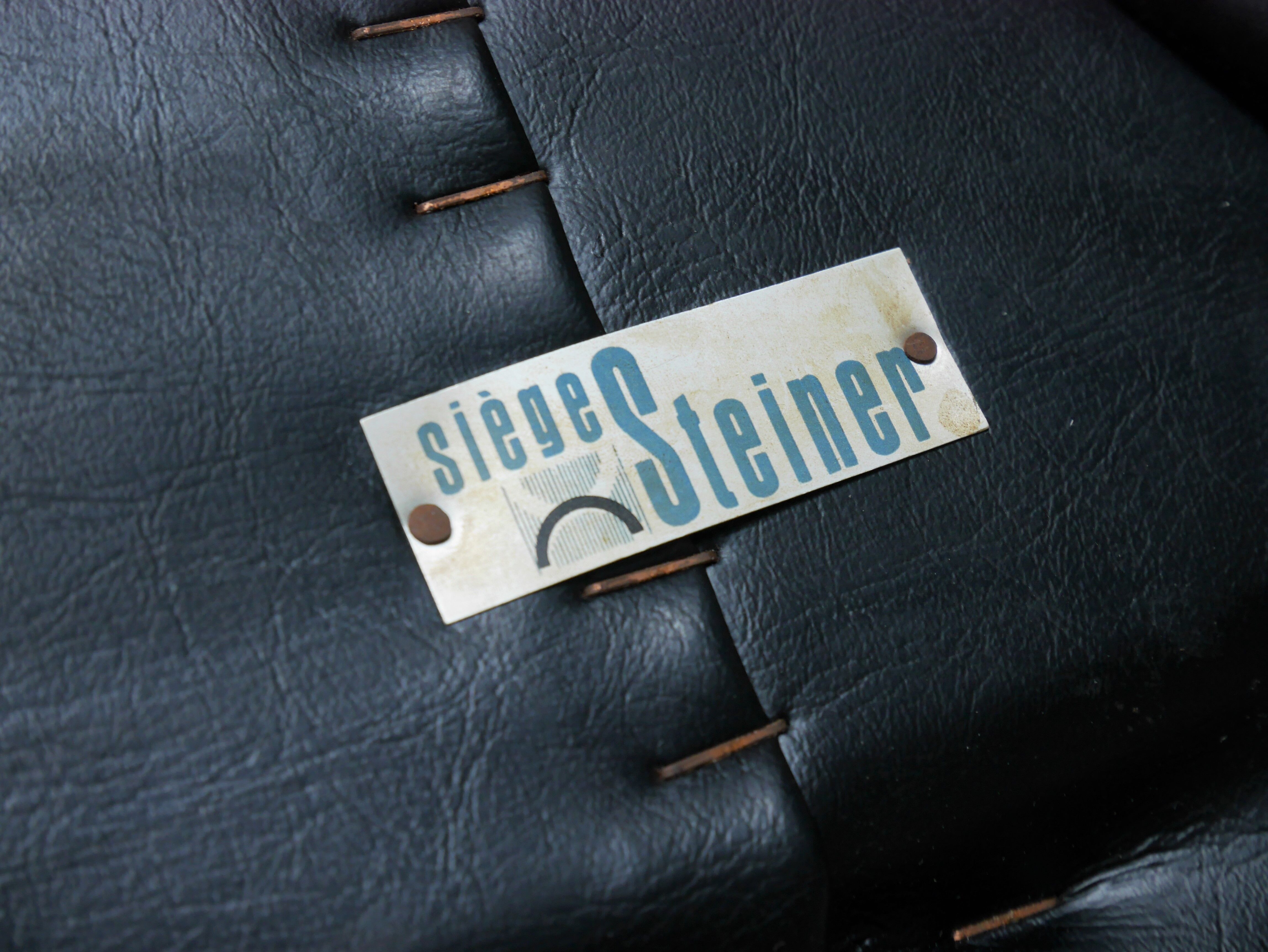 Pierre Guariche edition Steiner chair 1954