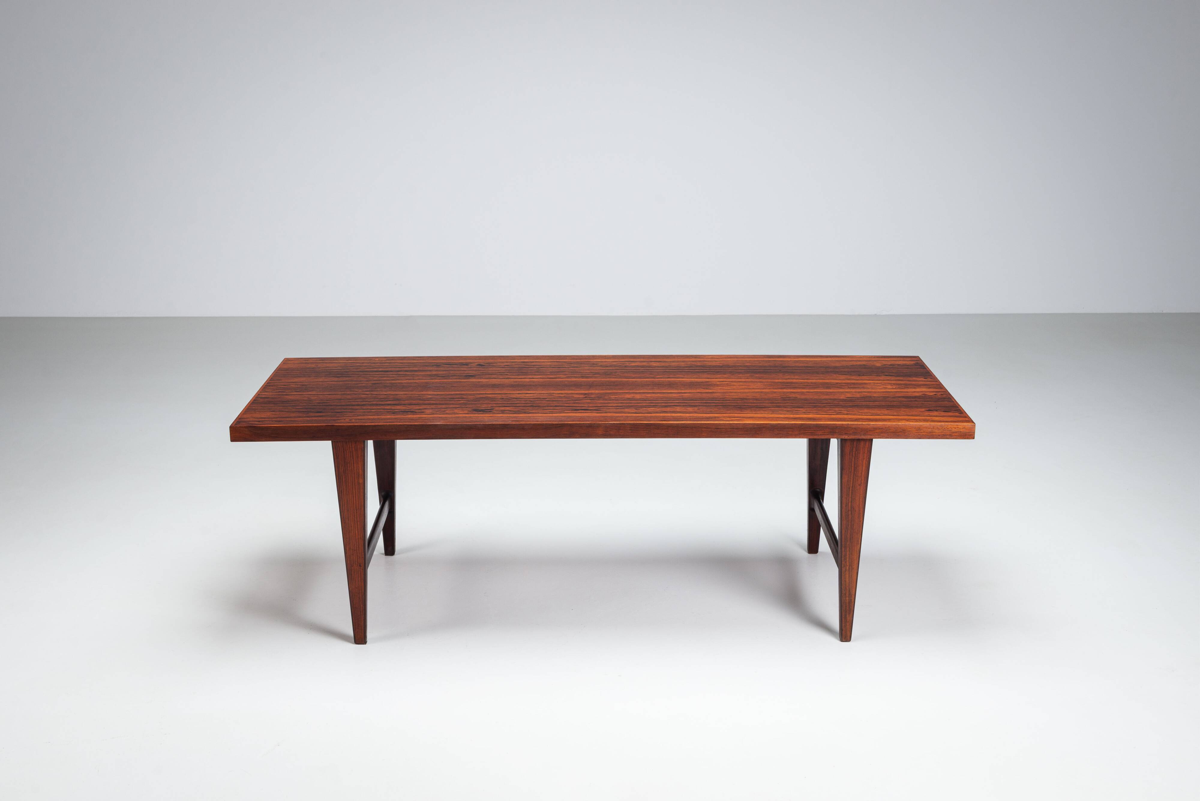 Table basse en palissandre d'Edmund Jørgensen