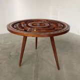 Table basse années 60 tripode bois ciselé