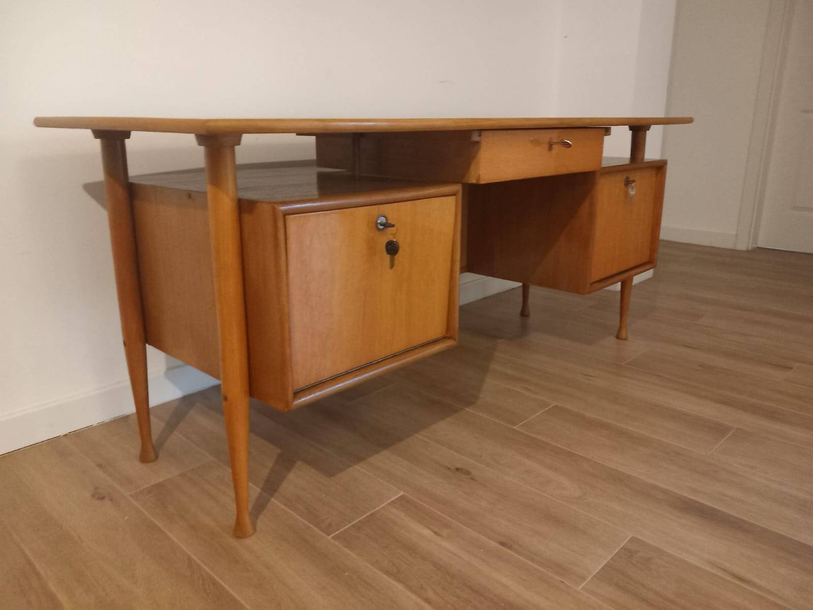 Desk designed by Marian Grabiński, 1960s, Poland