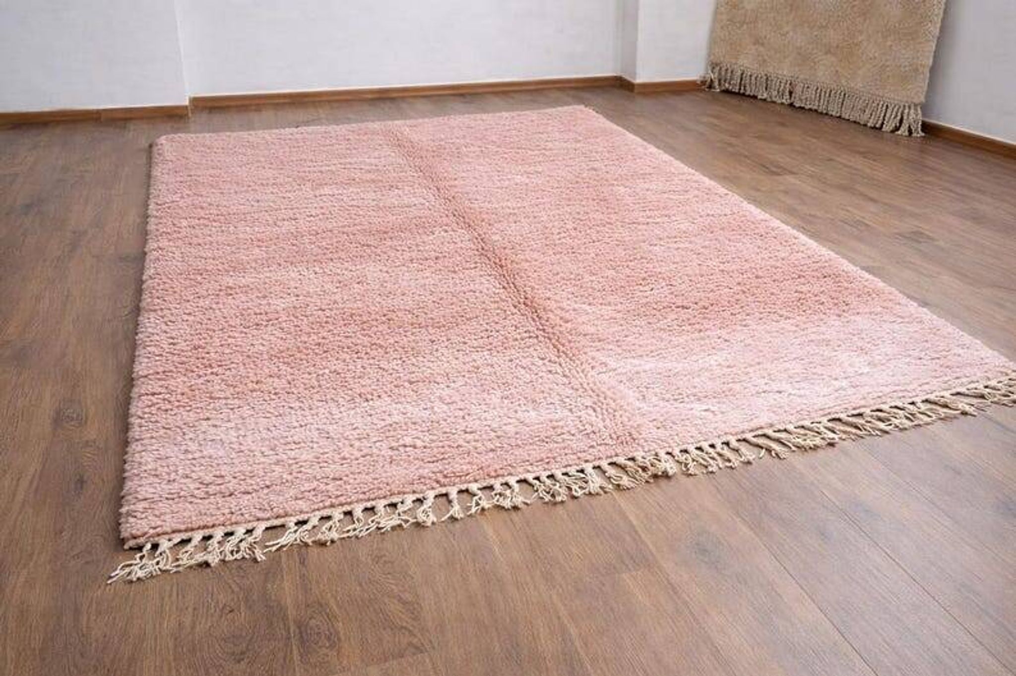 Moroccan wool rug 250cm x 350cm