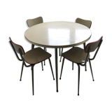 Chairs and round table formica