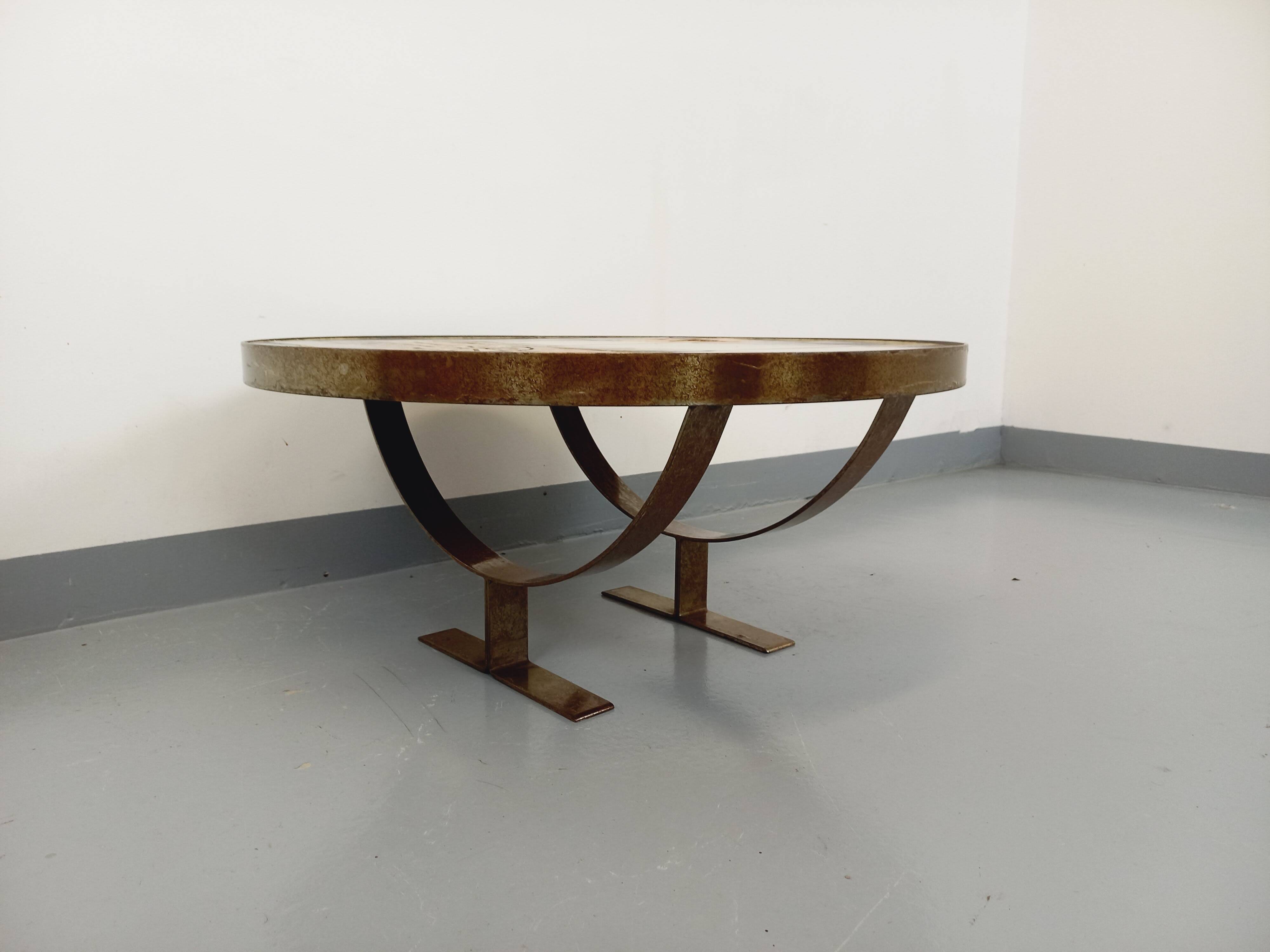 Vintage round coffee table by Jean Gregorieff for Roche Bobois from the 60s 70s in ceramic steel