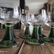 Set of 6 Alsatian wine glasses in chiseled crystal with green turned foot