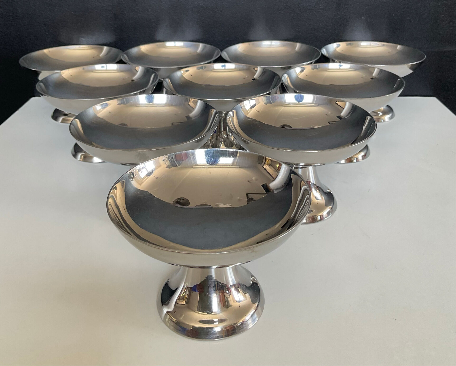 Série de 10 coupe à glaces vintage en inox