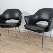Set of 6 "Conference" chairs by Eero Saarinen for Knoll International