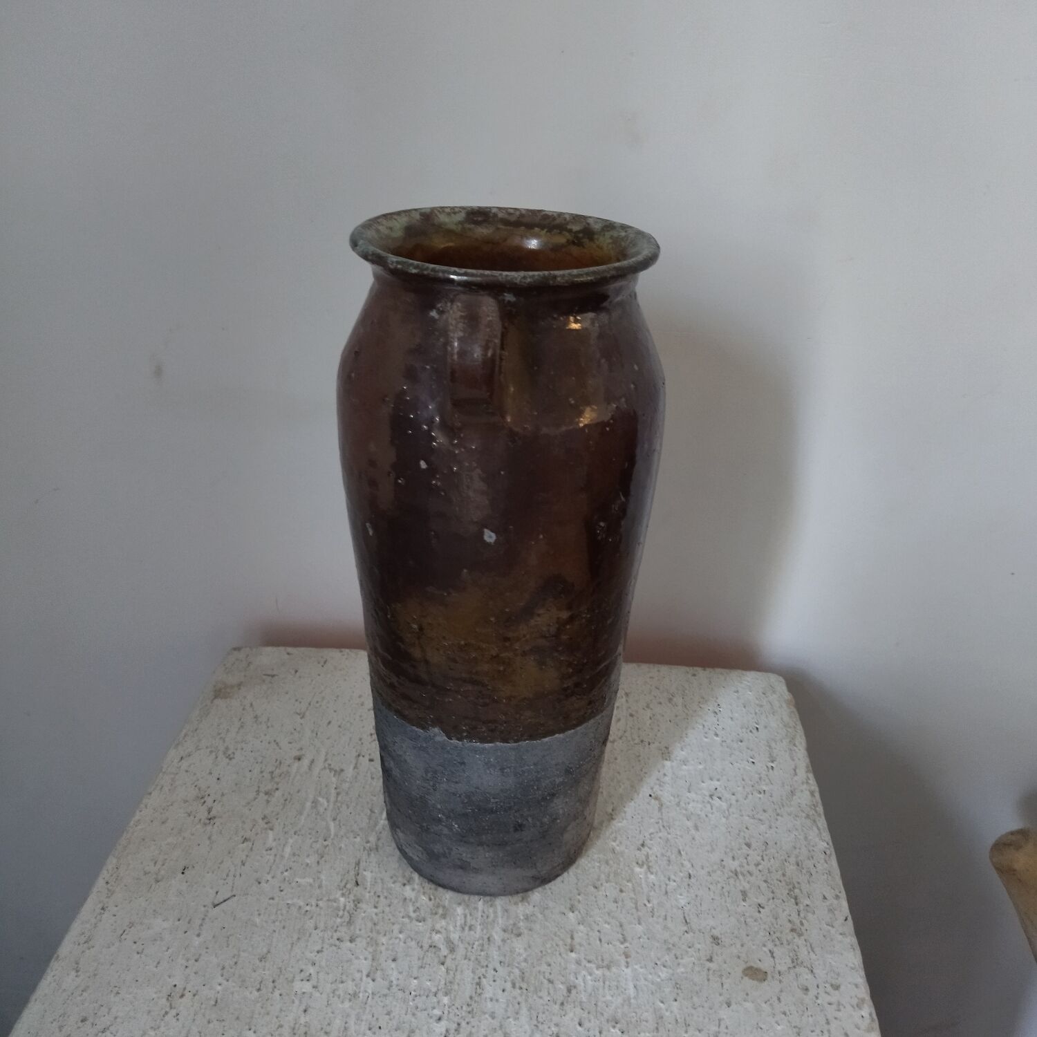 Terracotta stoneware vase Oscar Dempere Keramos