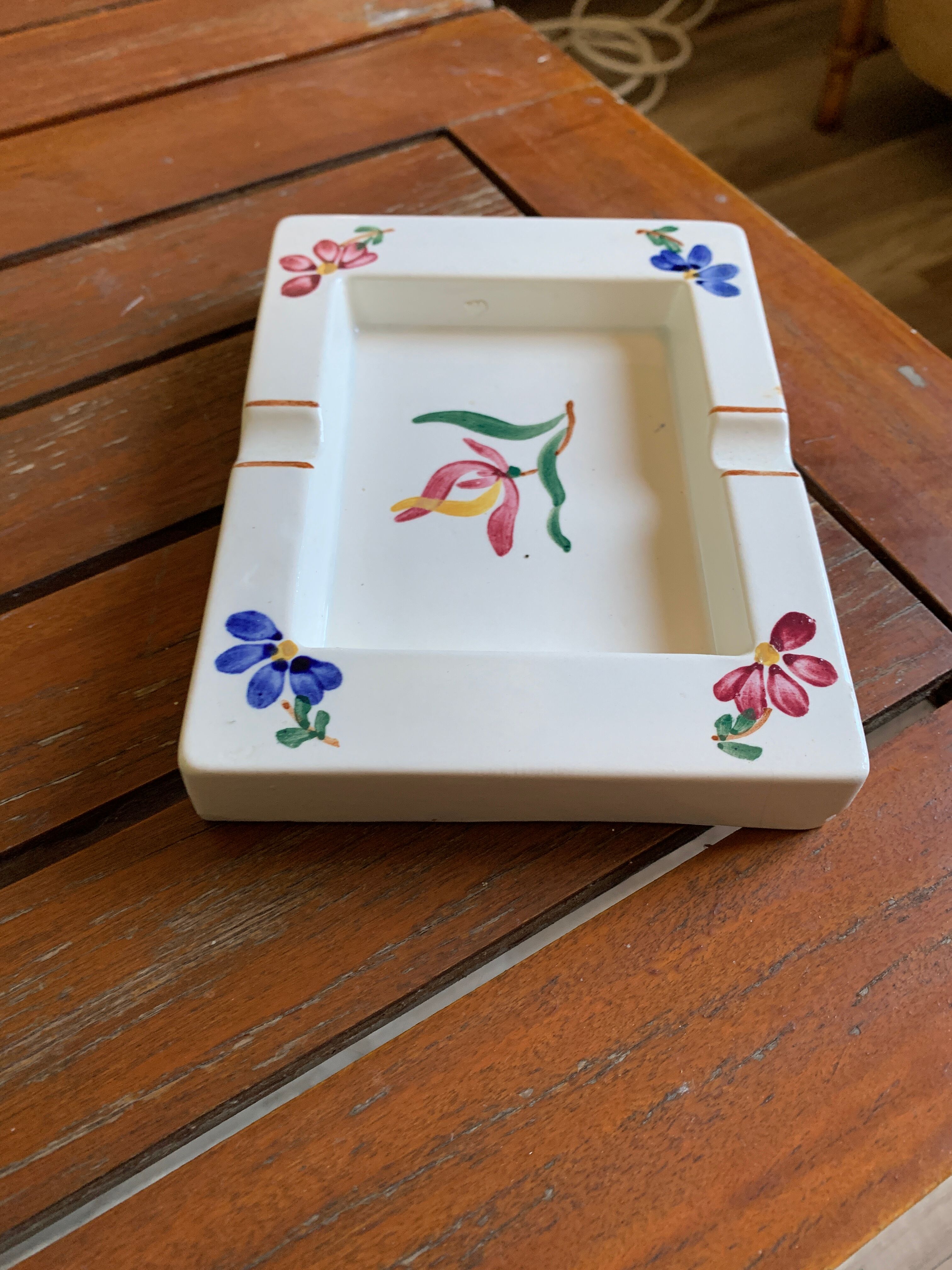 Digoin earthenware ashtray model Flowers