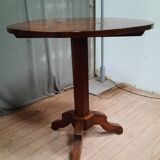 Nineteenth century pedestal table
