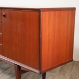 Scandinavian row in solid teak 1960