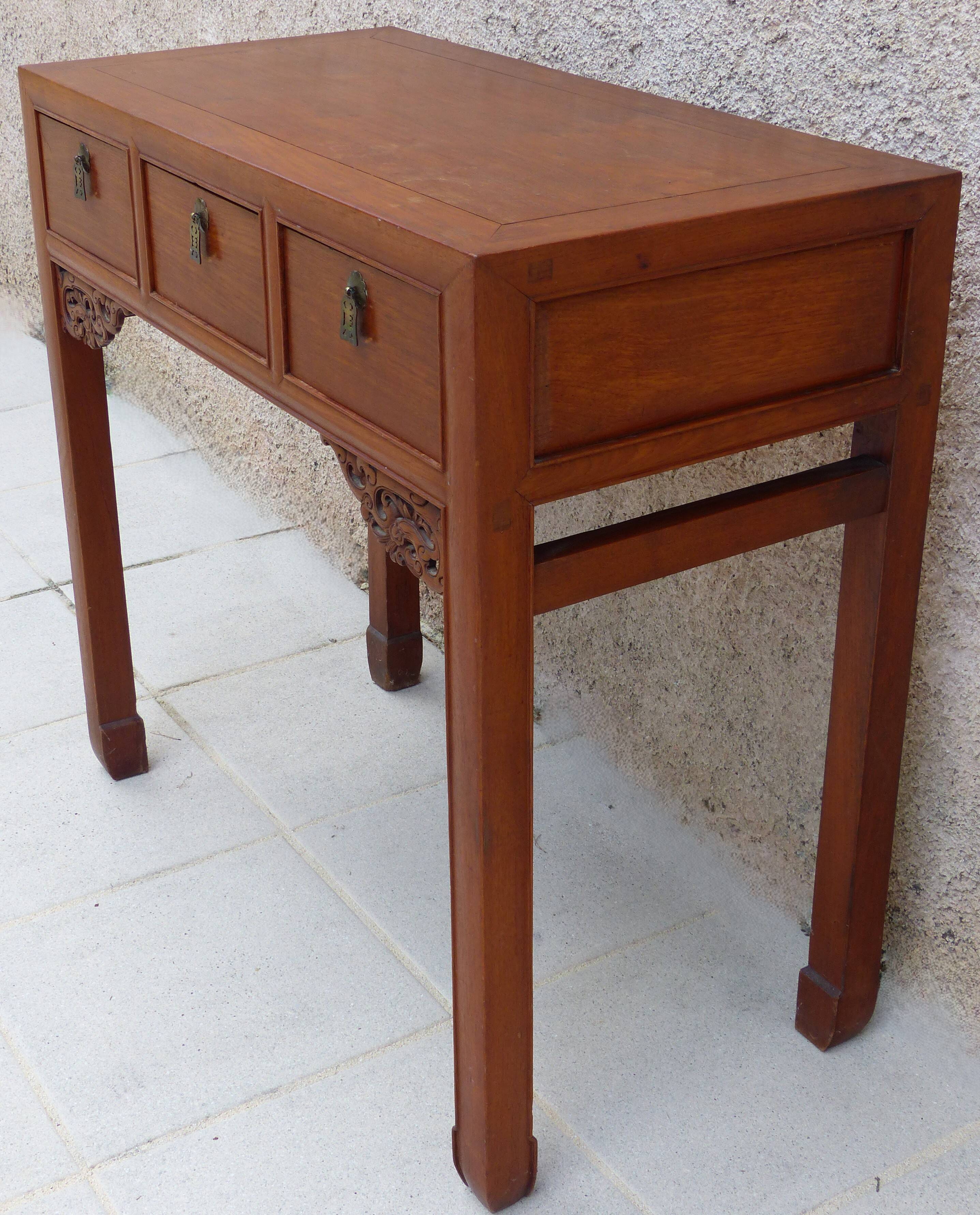 Console indonésienne ancienne en bois sculpté – Java / Bandung – 1980
