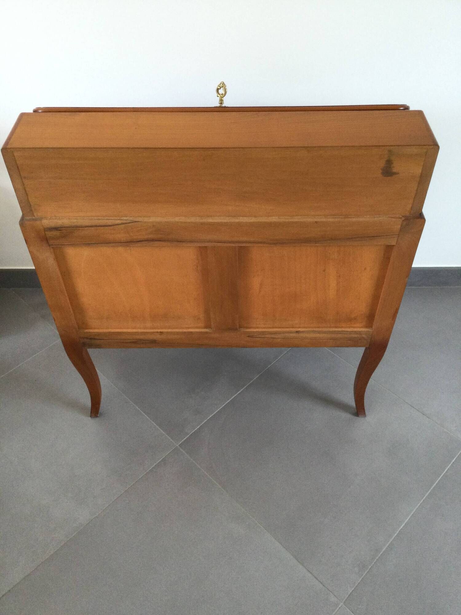 Bureau Dos d'âne En Merisier