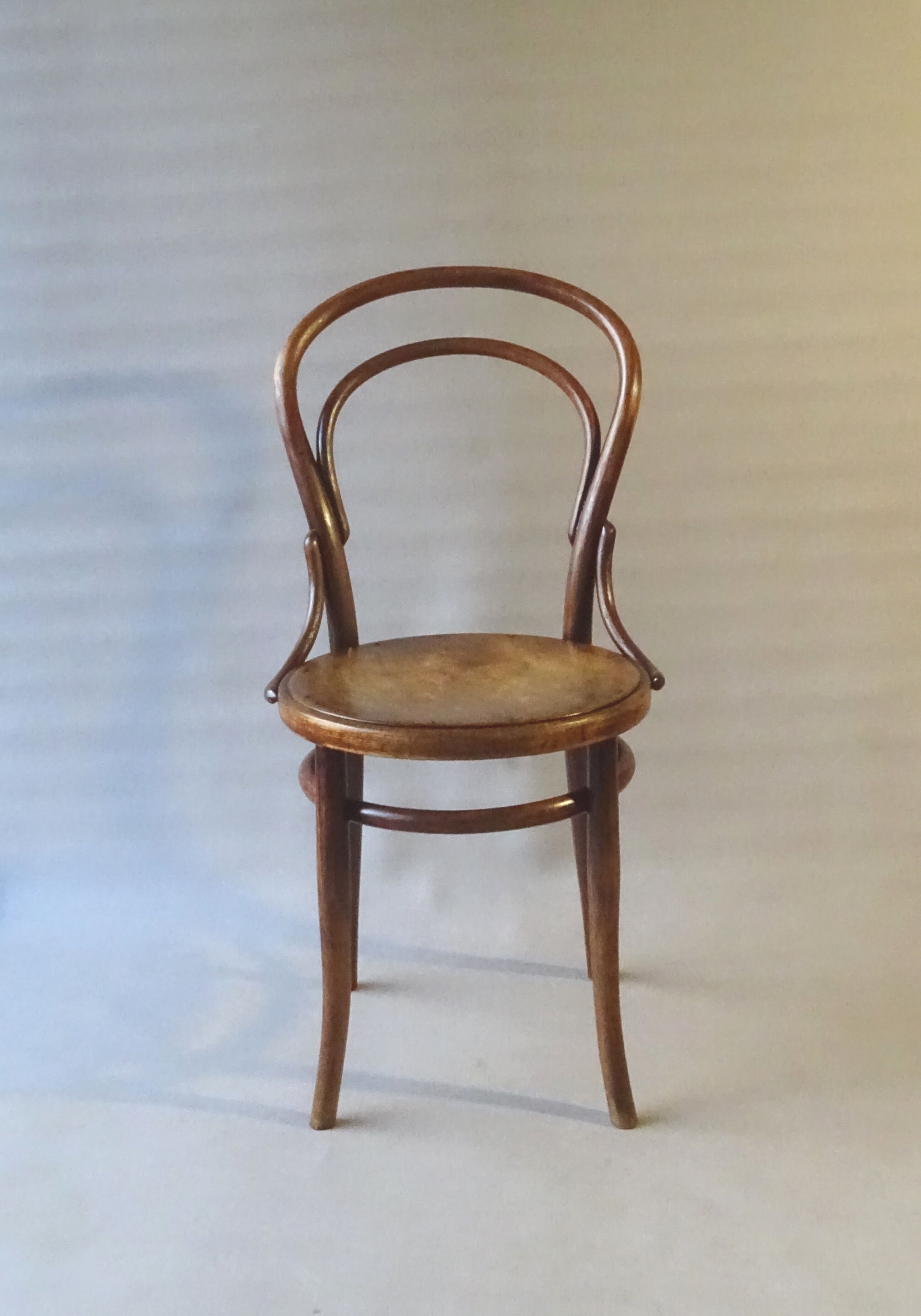 Bistro chair N°14 wooden seat, circa 1890