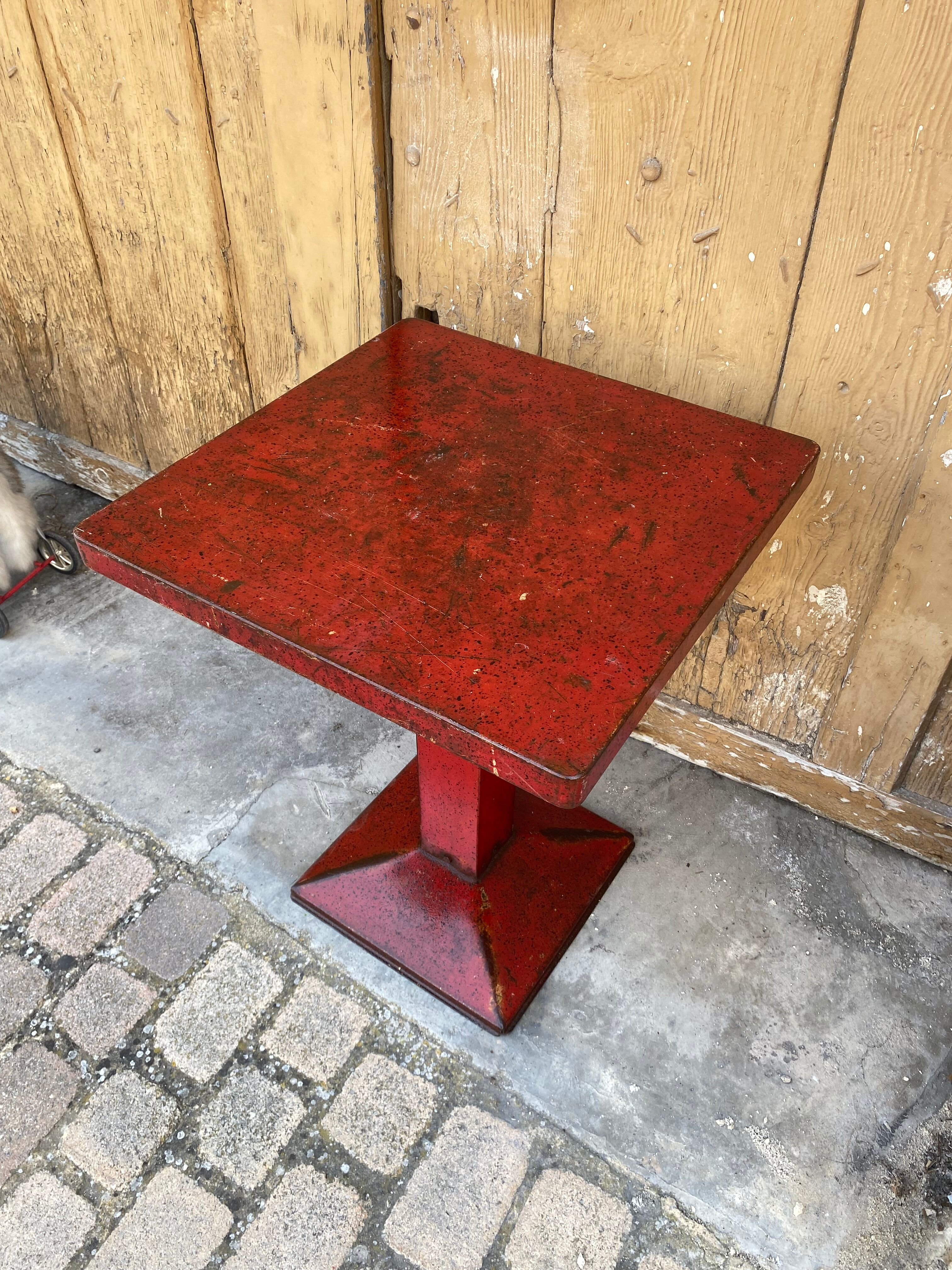 Bistro table