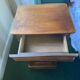Table de chevet ancienne en bois