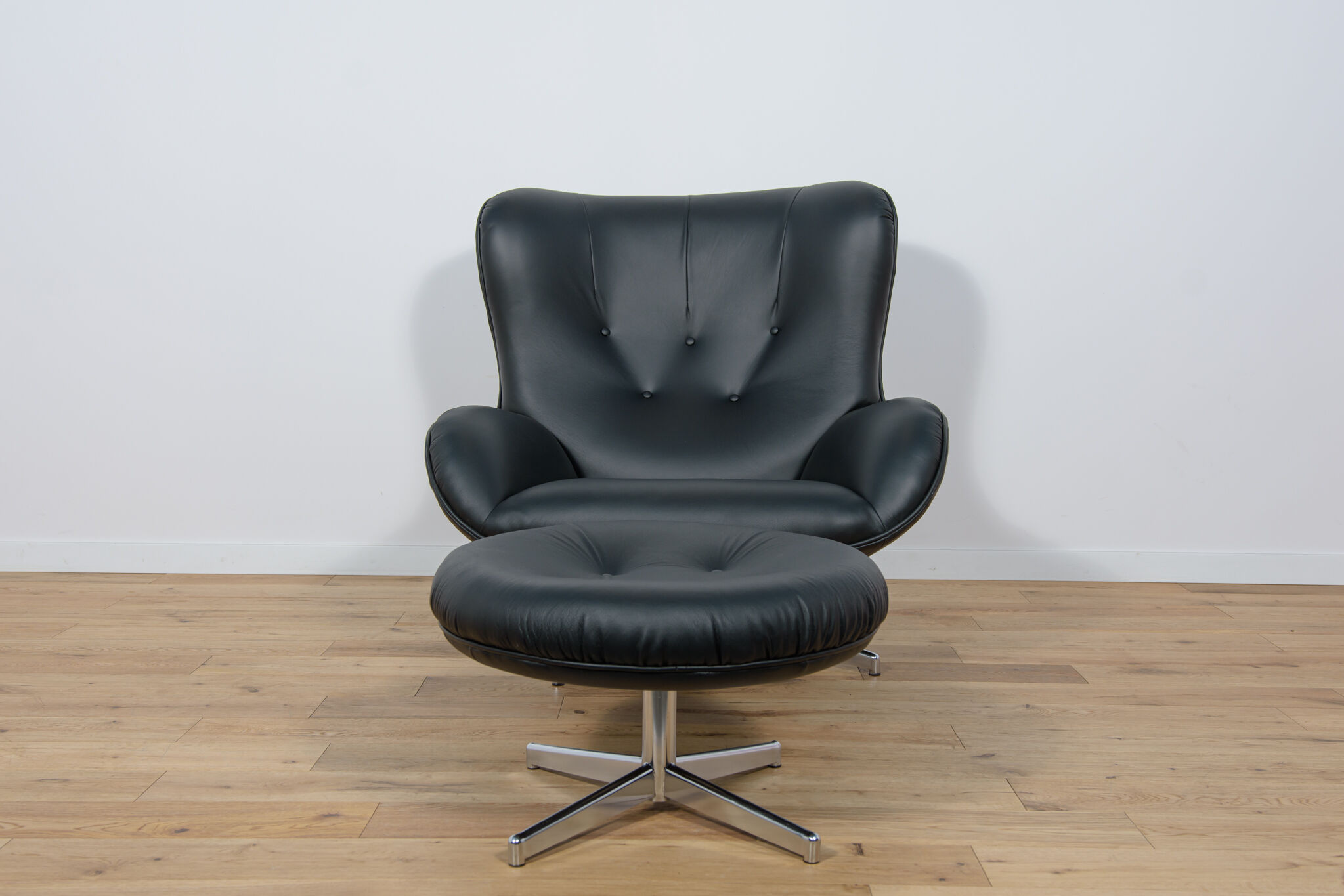 Armchair ML 214 with Ottoman by Illum Wikkelsø for Mikael Laursen 1960s