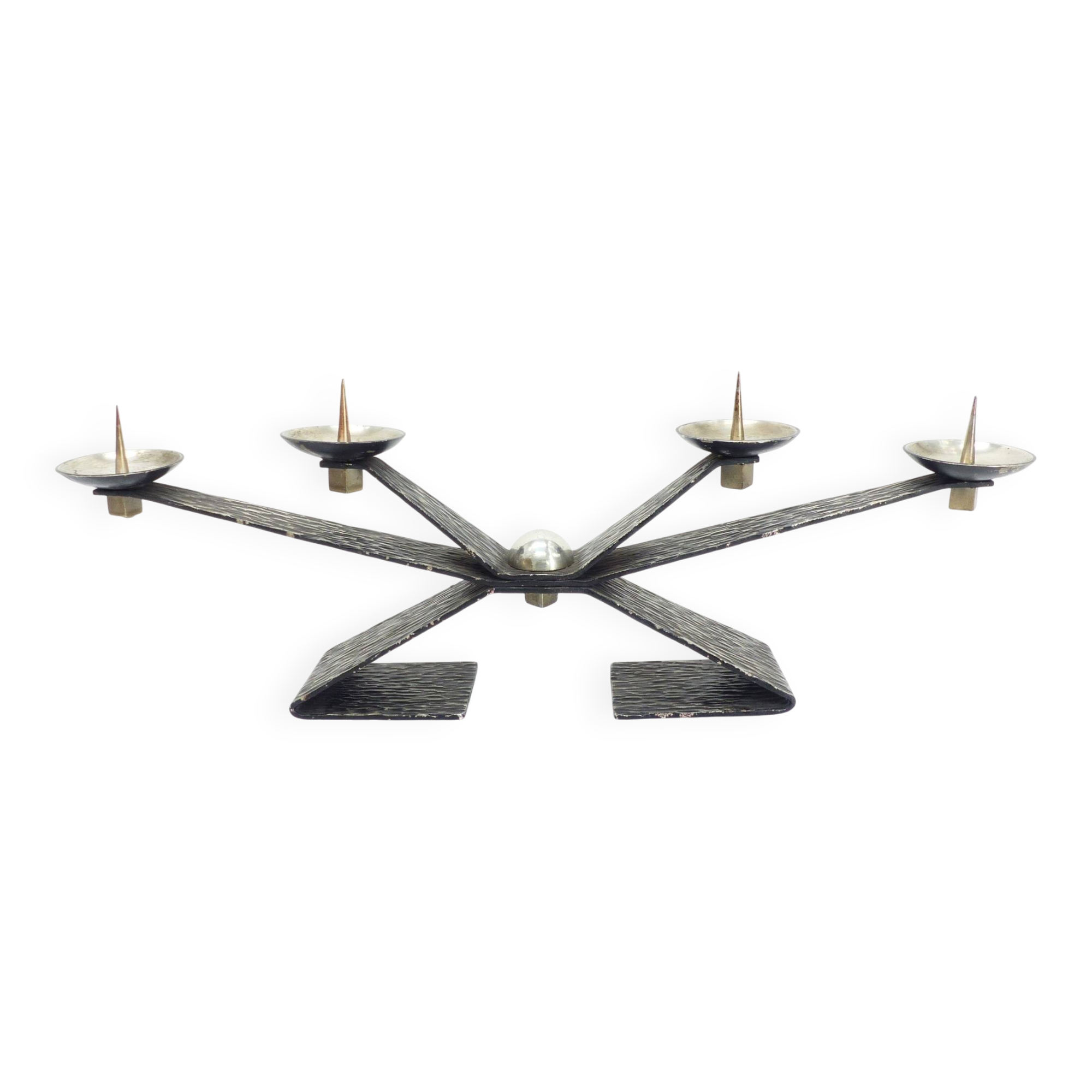 Brutalist modernist chandelier with four peaks in hammered metal 1960-1970