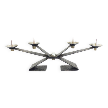 Brutalist modernist chandelier with four peaks in hammered metal 1960-1970