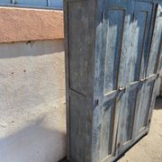 Wooden wardrobe with 3 doors
