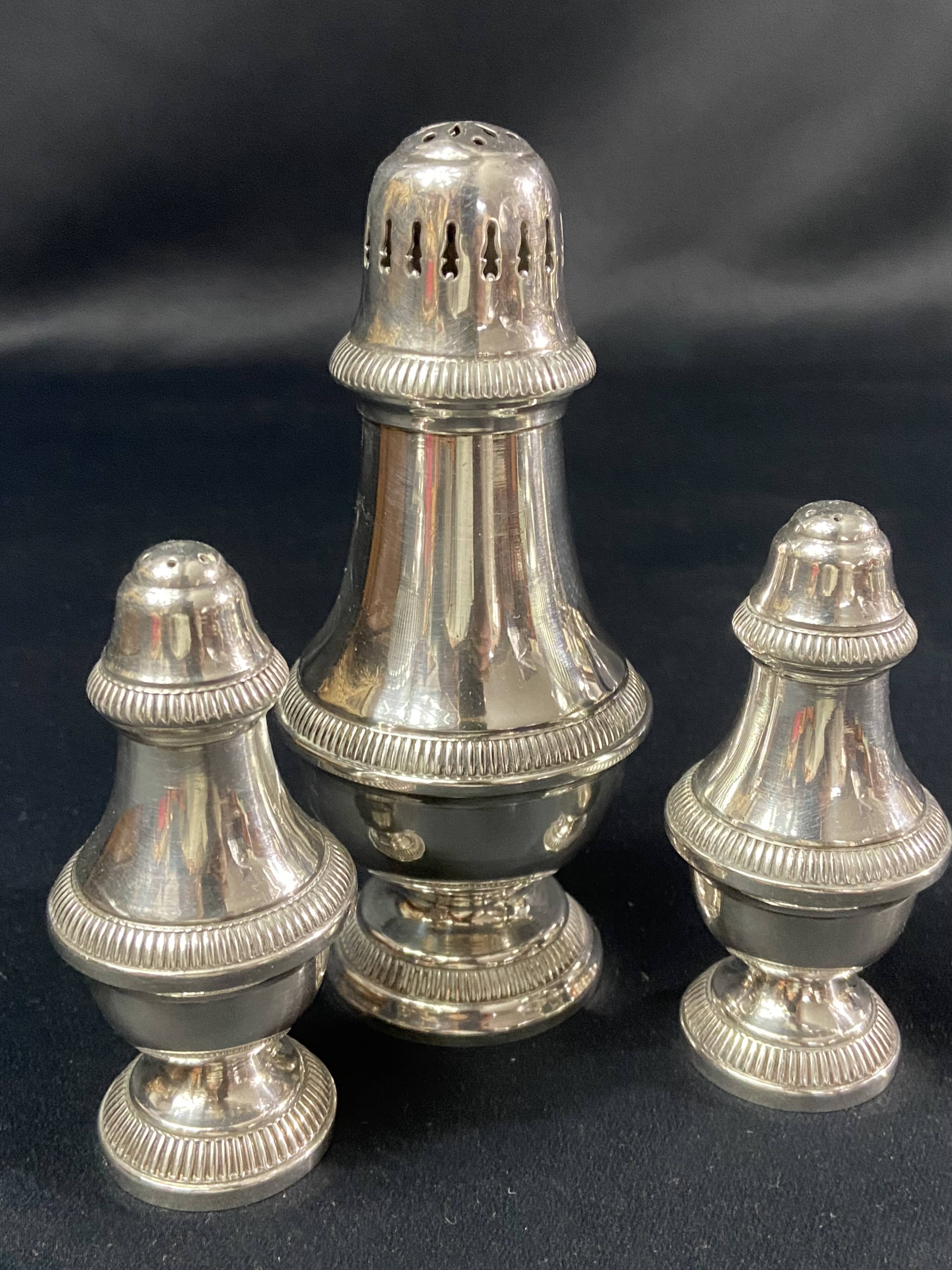Sugar shaker salt pepper shaker silver metal Louis XVI
