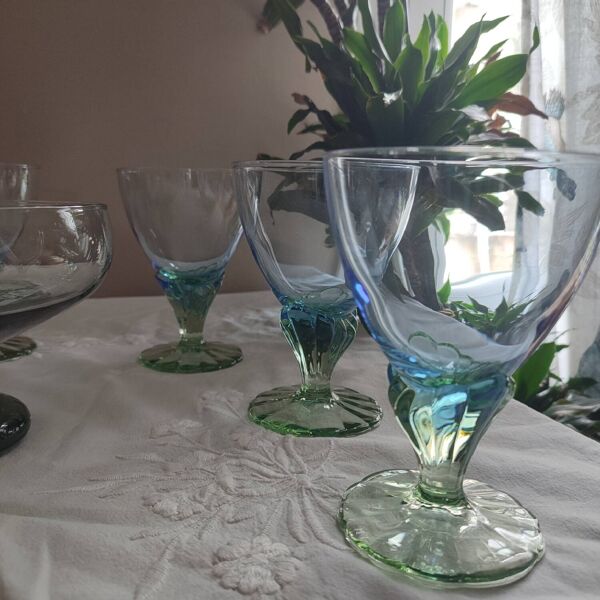 Lot de 6 verres et une coupe Bormioli Rocco Bahia, Italie